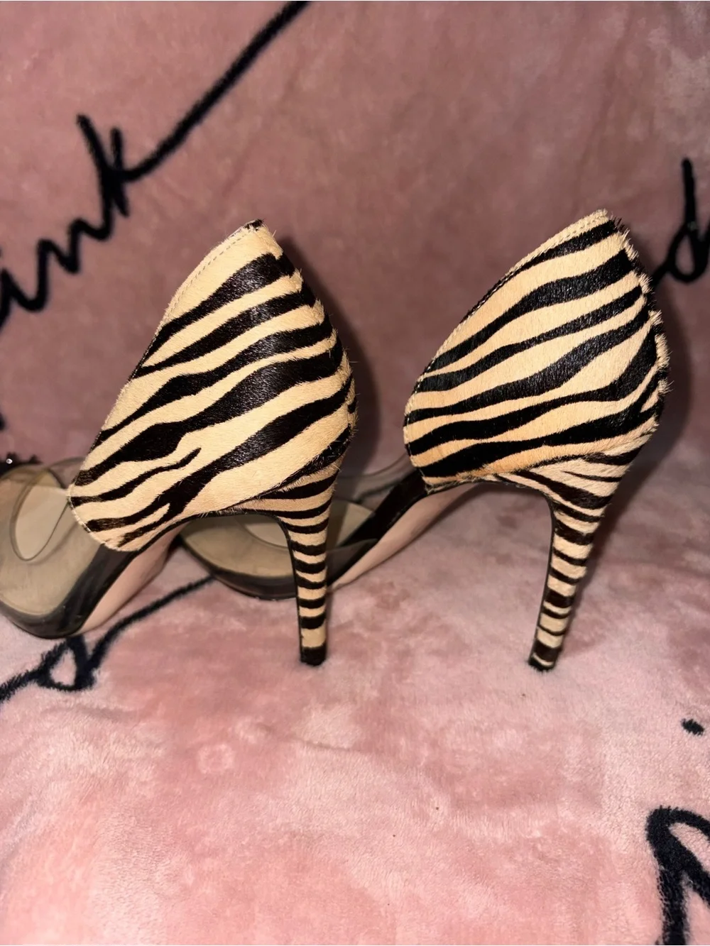 Jessica Simpson Beige and Black Pointed-Toe Pumps size 8